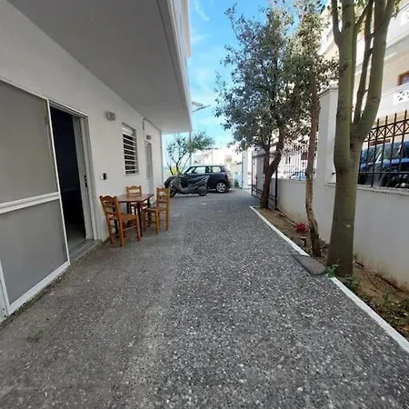 Central Beach Αppartment Ираклион Экстерьер фото